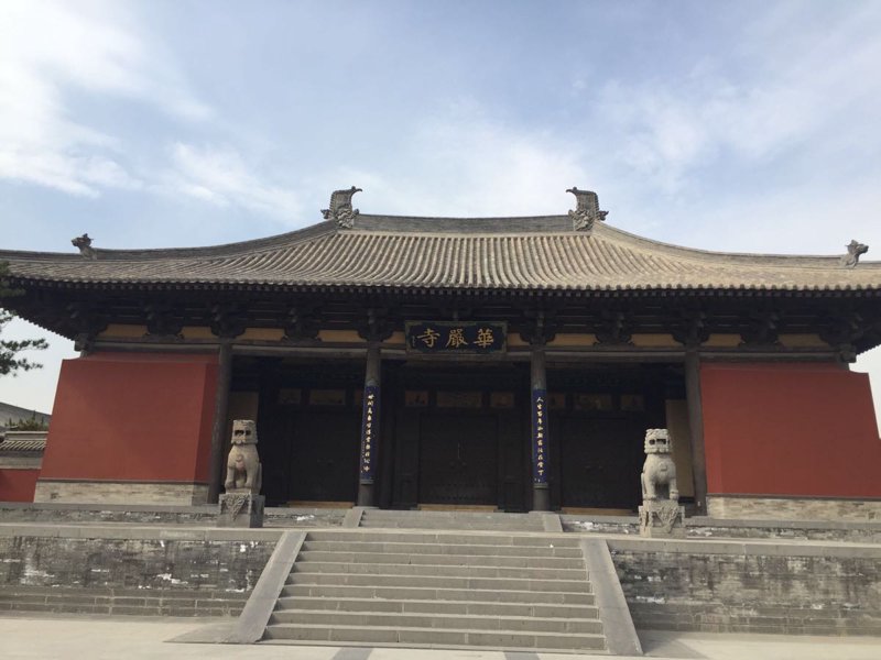 探秘古老华严寺景区：一场文化的洗礼之旅